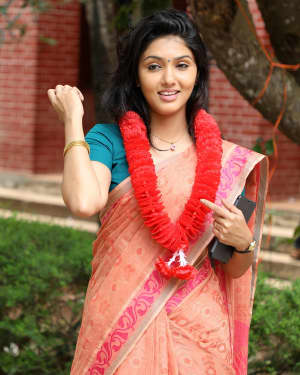 Actress Gayathri Suresh New Photos | Picture 1532701