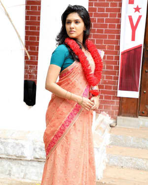 Actress Gayathri Suresh New Photos | Picture 1532709