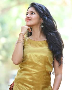 Actress Gayathri Suresh Portfolio Photoshoot | Picture 1525588