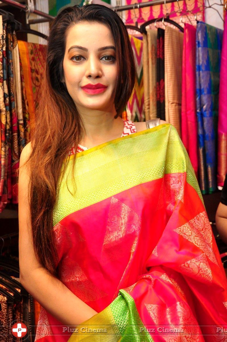 Diksha Panth at Trendz Exhibition Launch Photos | Picture 1441812
