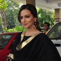 Sana Khan Launches Aakrithi Exibition Photos | Picture 1446512