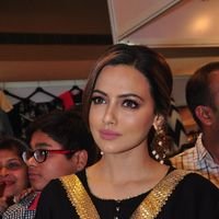 Sana Khan Launches Aakrithi Exibition Photos | Picture 1446485