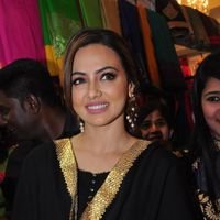 Sana Khan Launches Aakrithi Exibition Photos | Picture 1446496