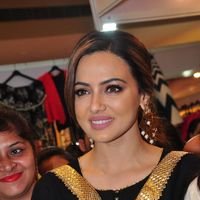 Sana Khan Launches Aakrithi Exibition Photos | Picture 1446492