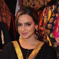 Sana Khan Launches Aakrithi Exibition Photos | Picture 1446504