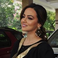 Sana Khan Launches Aakrithi Exibition Photos | Picture 1446515