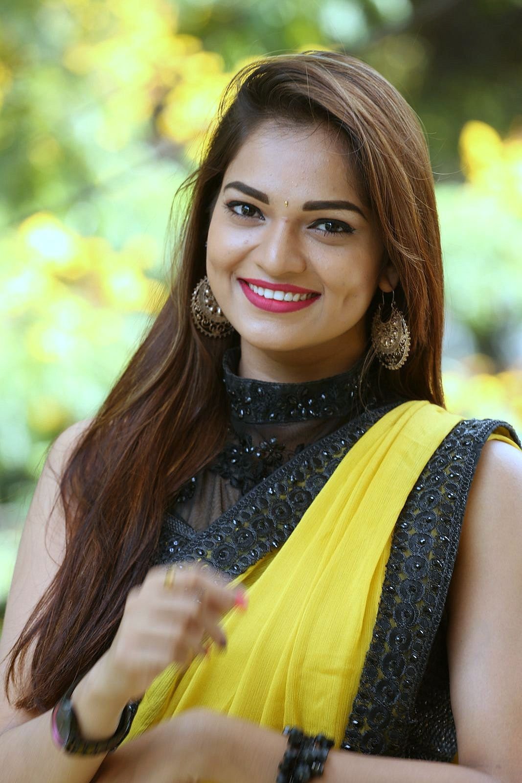 Actress Aswini Hot in Yellow Saree Photos | Picture 1491882