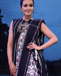 Catherine Tresa - Celebrities at Woven 2017 Fashion Show Photos | Picture 1521467