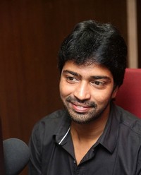 Allari Naresh Stills during Meda Meeda Abbayi Song Launch at Red FM  | Picture 1521943