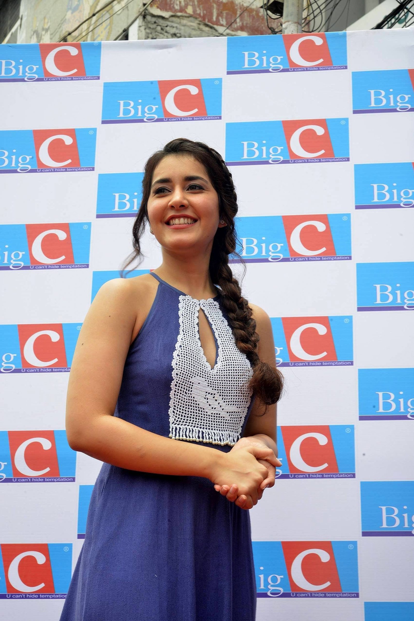 Raashi Khanna launches Big C Mobile Store in Guntur Photos | Picture 1522283