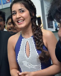 Raashi Khanna launches Big C Mobile Store in Guntur Photos | Picture 1522280