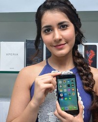 Raashi Khanna launches Big C Mobile Store in Guntur Photos | Picture 1522272
