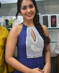 Raashi Khanna launches Big C Mobile Store in Guntur Photos | Picture 1522284