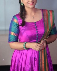 Shilpa Chakravarthy at Arjun Reddy Pre-Release Function Pictures