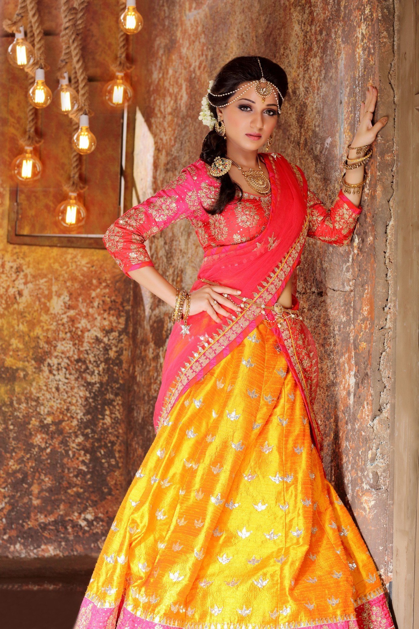 Actress Reshma Rathore in Saree Traditional Photoshoot | Picture 1524345