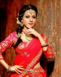 Actress Reshma Rathore in Saree Traditional Photoshoot | Picture 1524338
