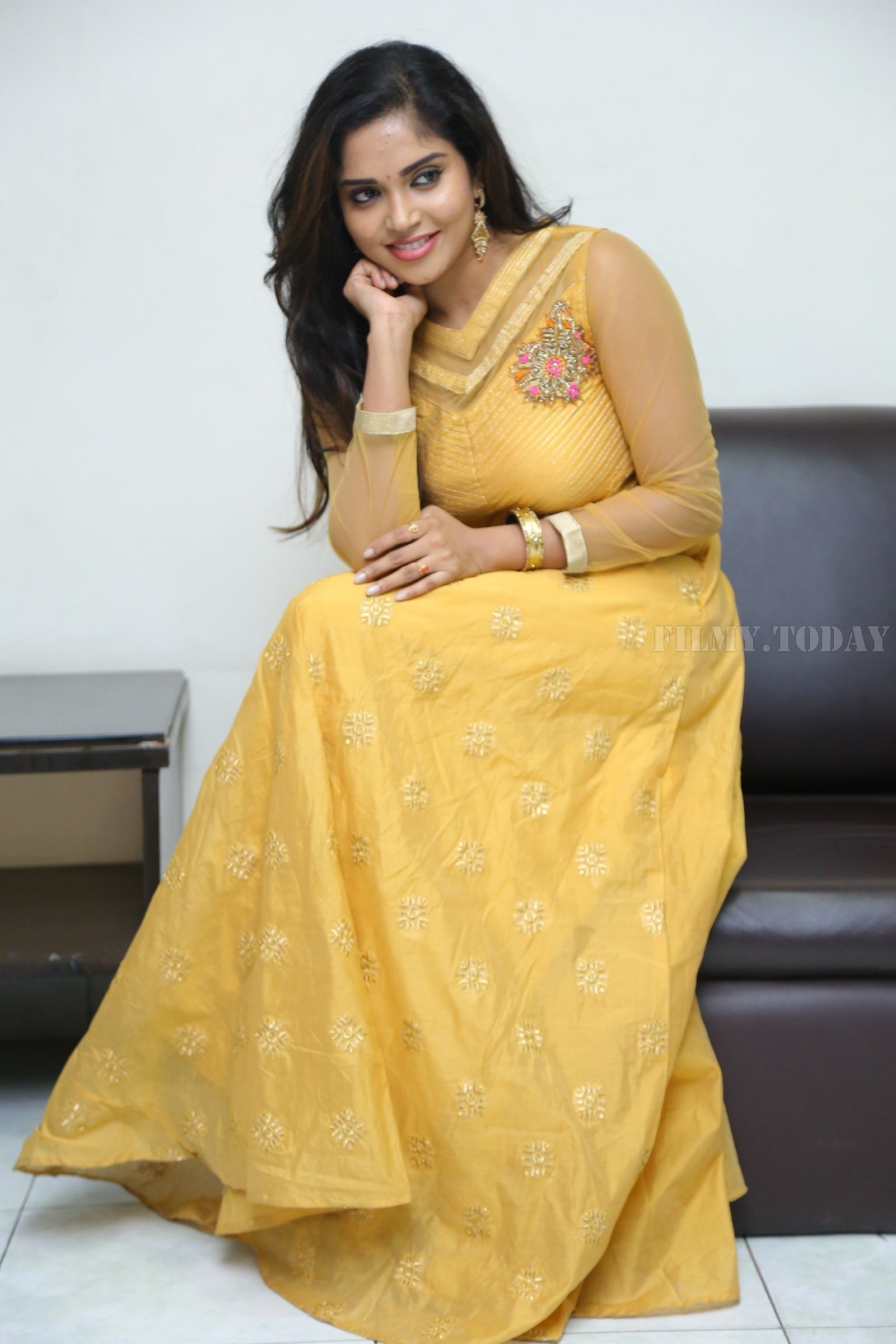 Karunya Chowdary at Seetha Ramuni Kosam First Look Launch Photos | Picture 1549347