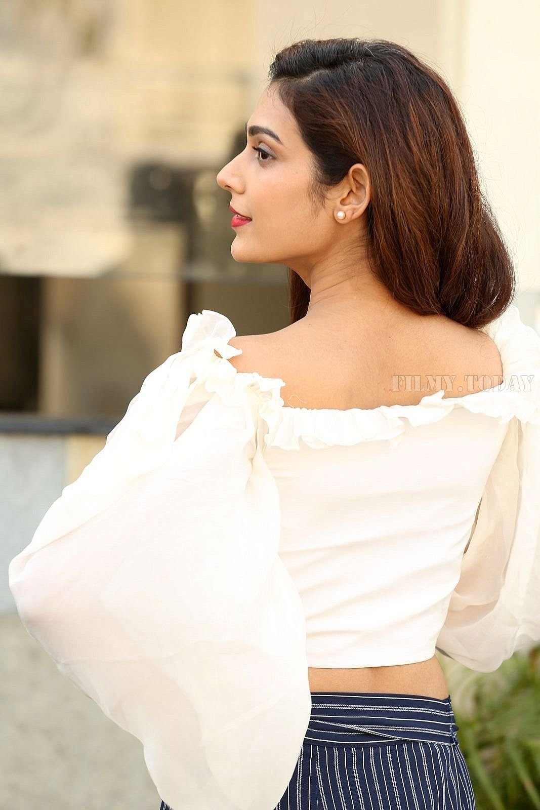 Actress Aakanksha Singh Hot Stills during Interview For Malli Raava | Picture 1549749
