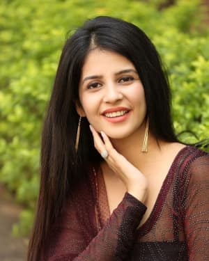 Actress Kashish Vohra Hot Stills at Saptagiri LLB Success Meet | Picture 1550126