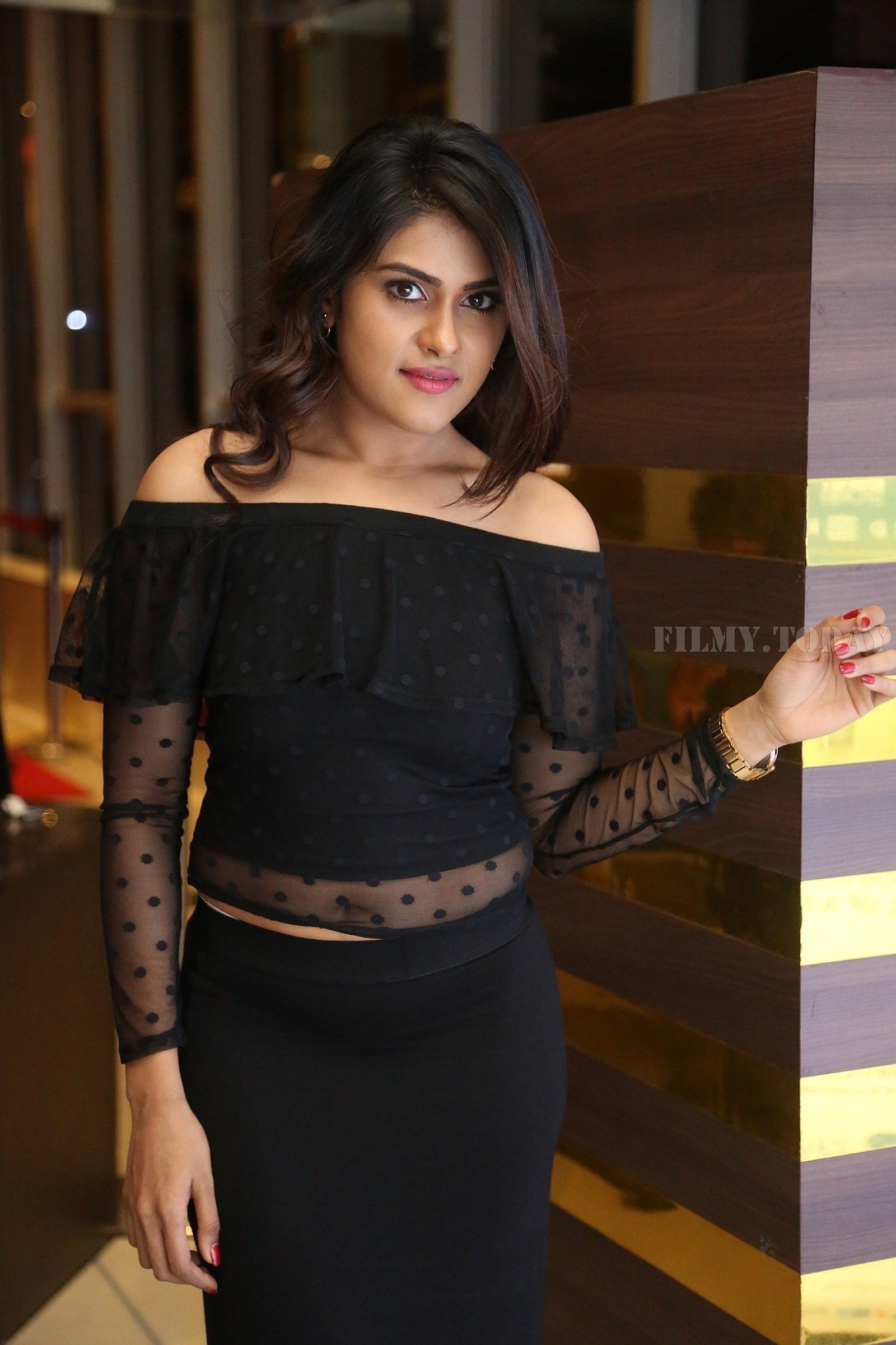 Actress Naira Shah at E Ee Premiere Show Photos | Picture 1553141