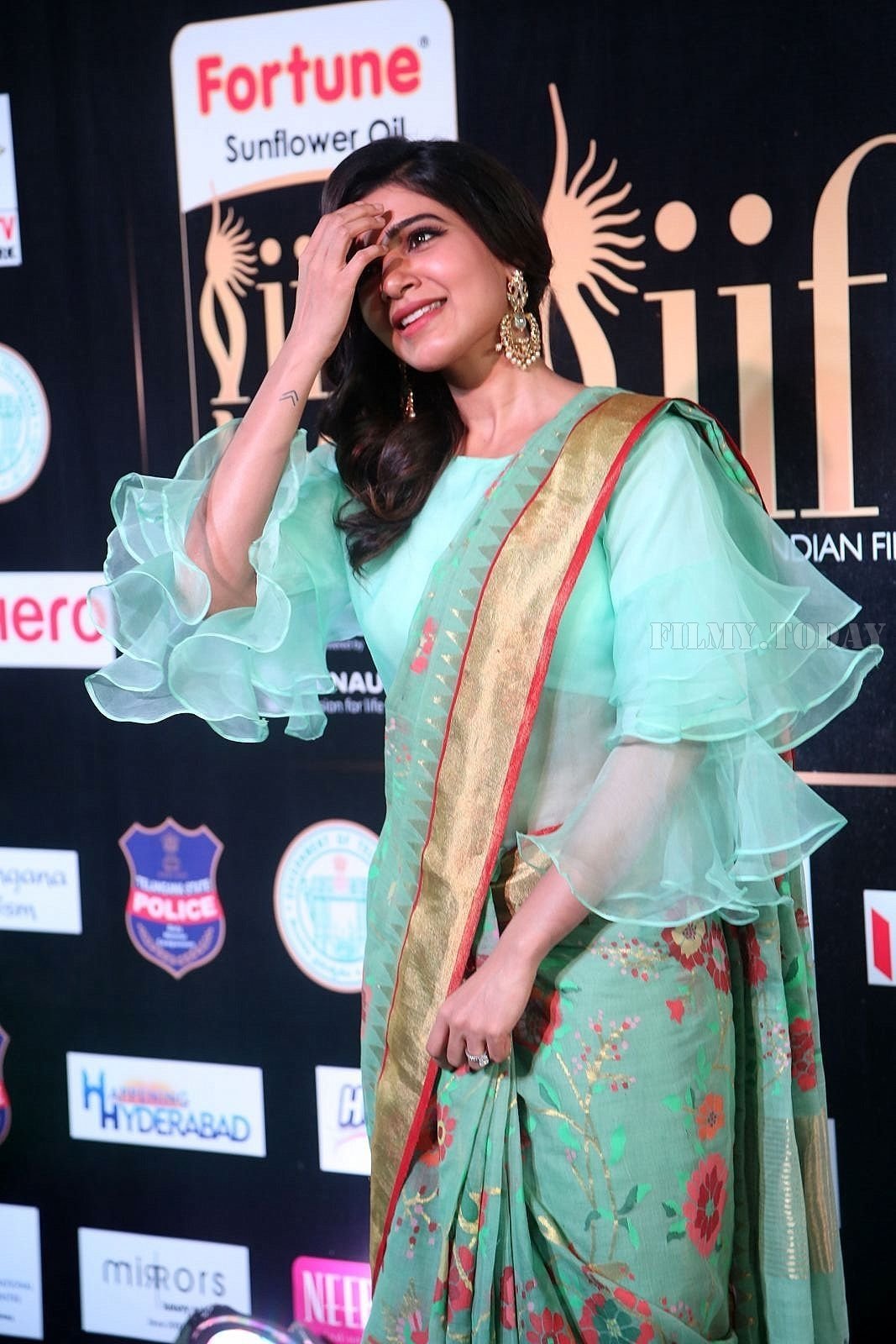 Actress Samantha at IIFA Utsavam Awards 2017 Photos | Picture 1554265