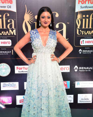 Actress Vimala Raman at IIFA Utsavam Awards 2017 Photos | Picture 1554285