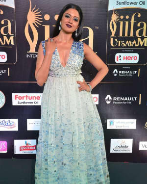 Actress Vimala Raman at IIFA Utsavam Awards 2017 Photos | Picture 1554295