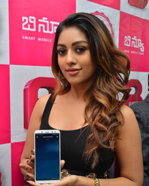 Actress Anu Emmanuel Inaugurates B New Mobile Store at Yemmiganur Photos | Picture 1555787