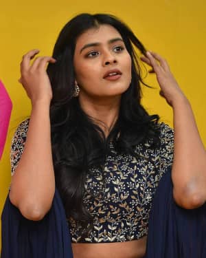 Actress Hebah Patel launches B New Mobile Store at Chirala Photos | Picture 1556559