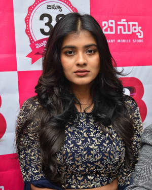 Actress Hebah Patel launches B New Mobile Store at Chirala Photos | Picture 1556582