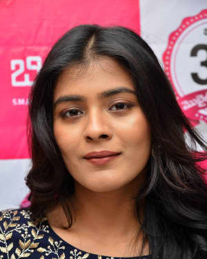 Actress Hebah Patel launches B New Mobile Store at Chirala Photos | Picture 1556581