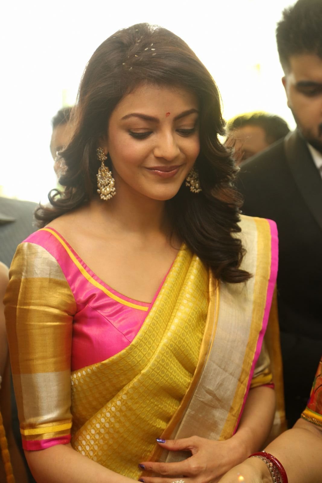 Kajal Agarwal Looking Gorgeous in Saree during Trisha Designer Store Launch Photos | Picture 1472208