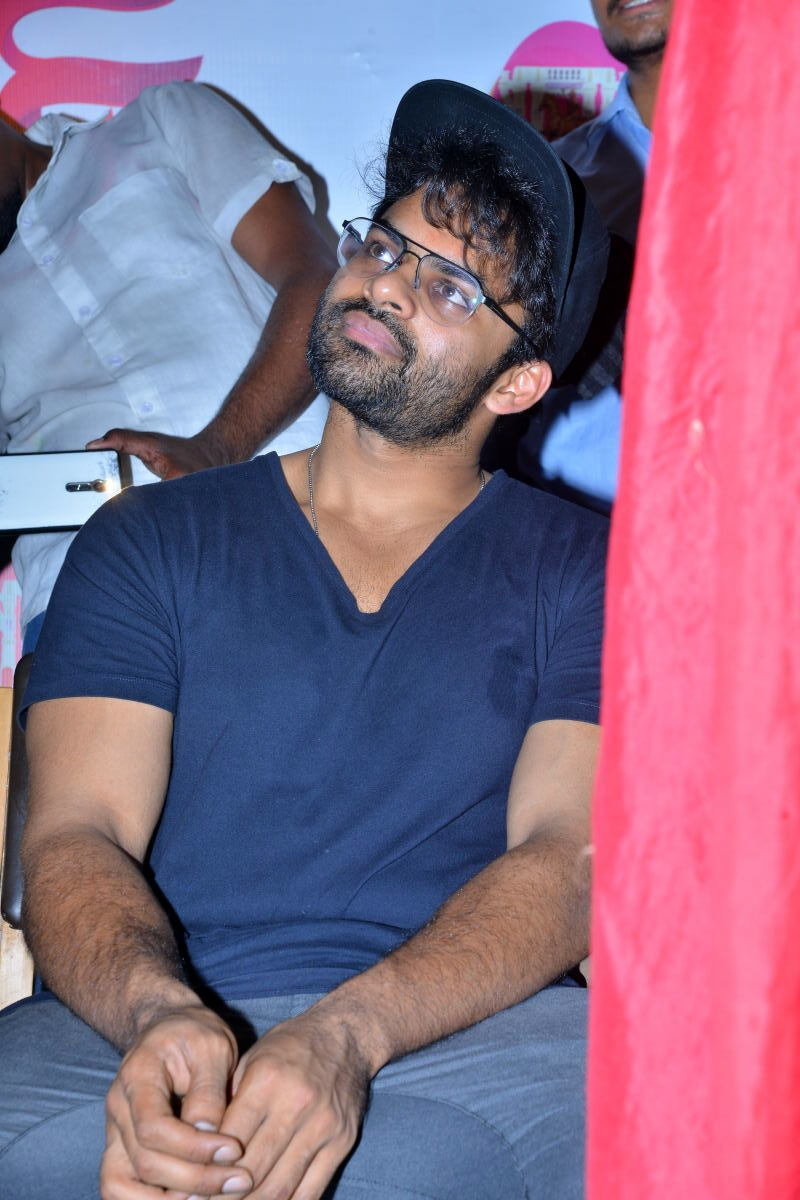 Sai Dharam Tej - Winner Team at Chaitanya College in Warangal For Promotion Photos | Picture 1474743