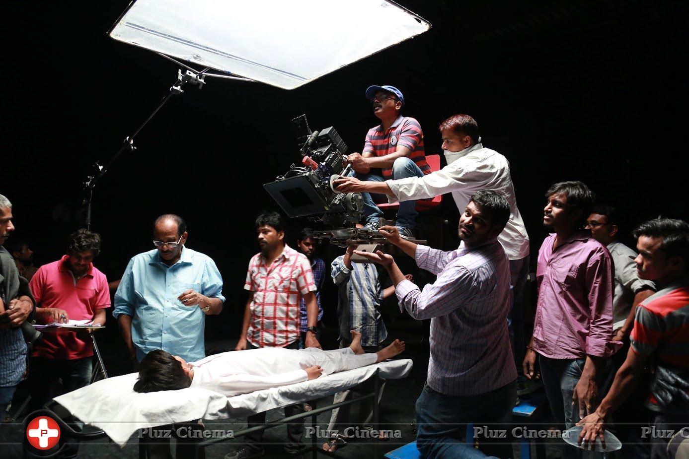 Srivalli Movie Working Photos | Picture 1457756