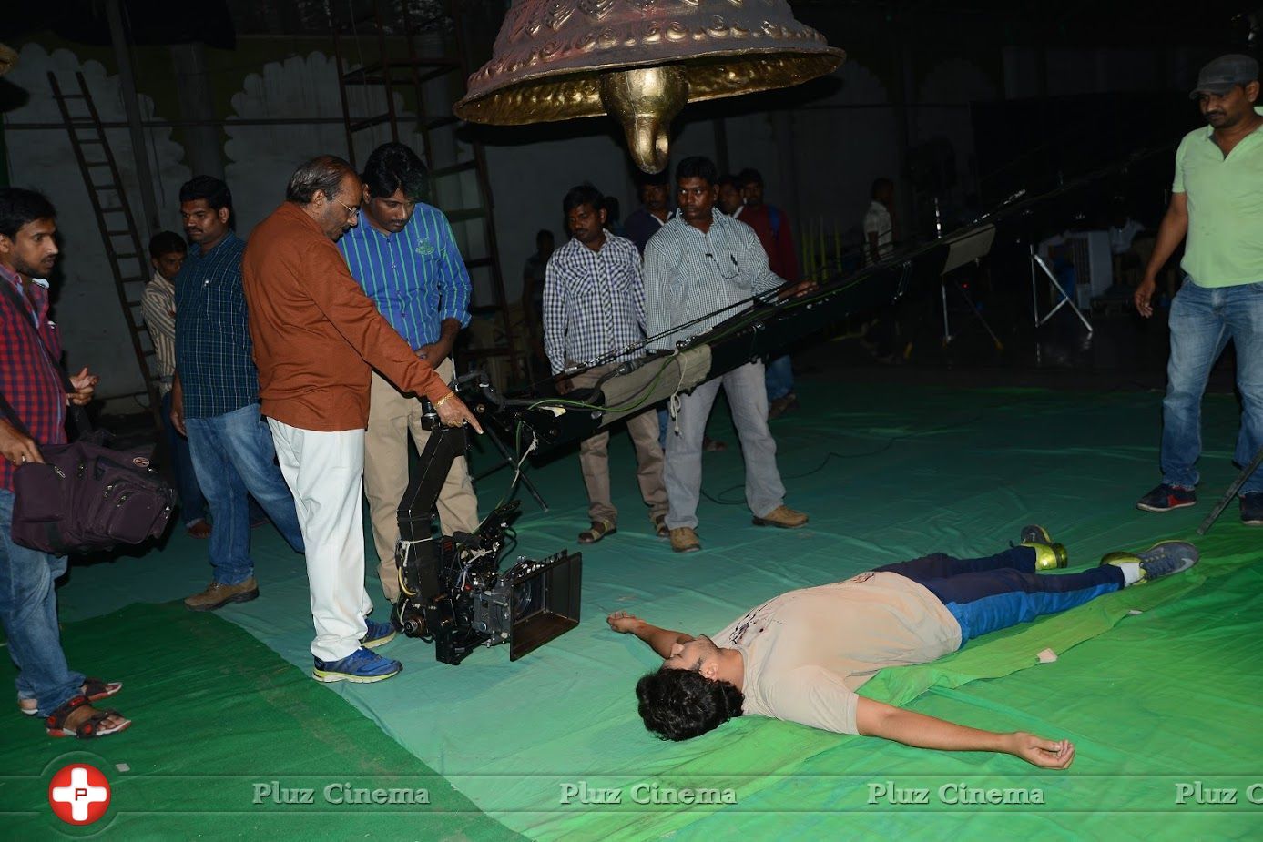 Srivalli Movie Working Photos | Picture 1457769