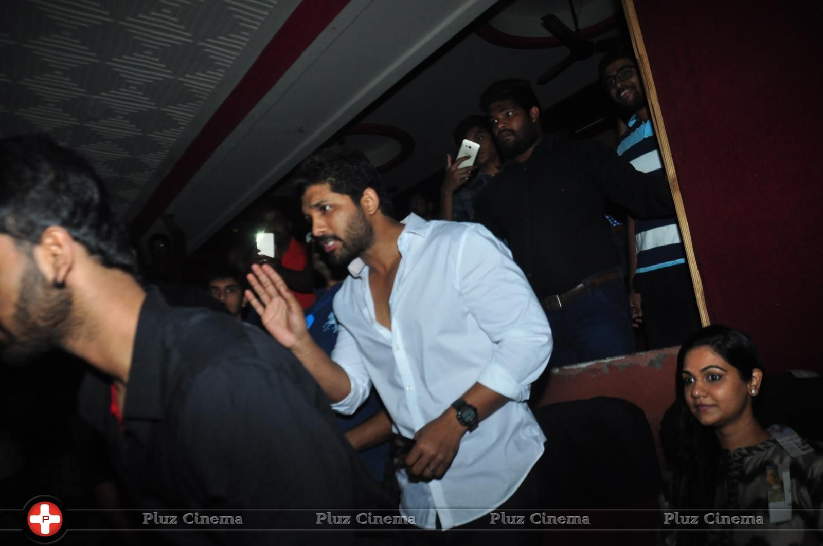 Allu Arjun and Tollywood Celebs in Theater To Watch Khaidi No 150 With Fans Coverage Photos | Picture 1459995