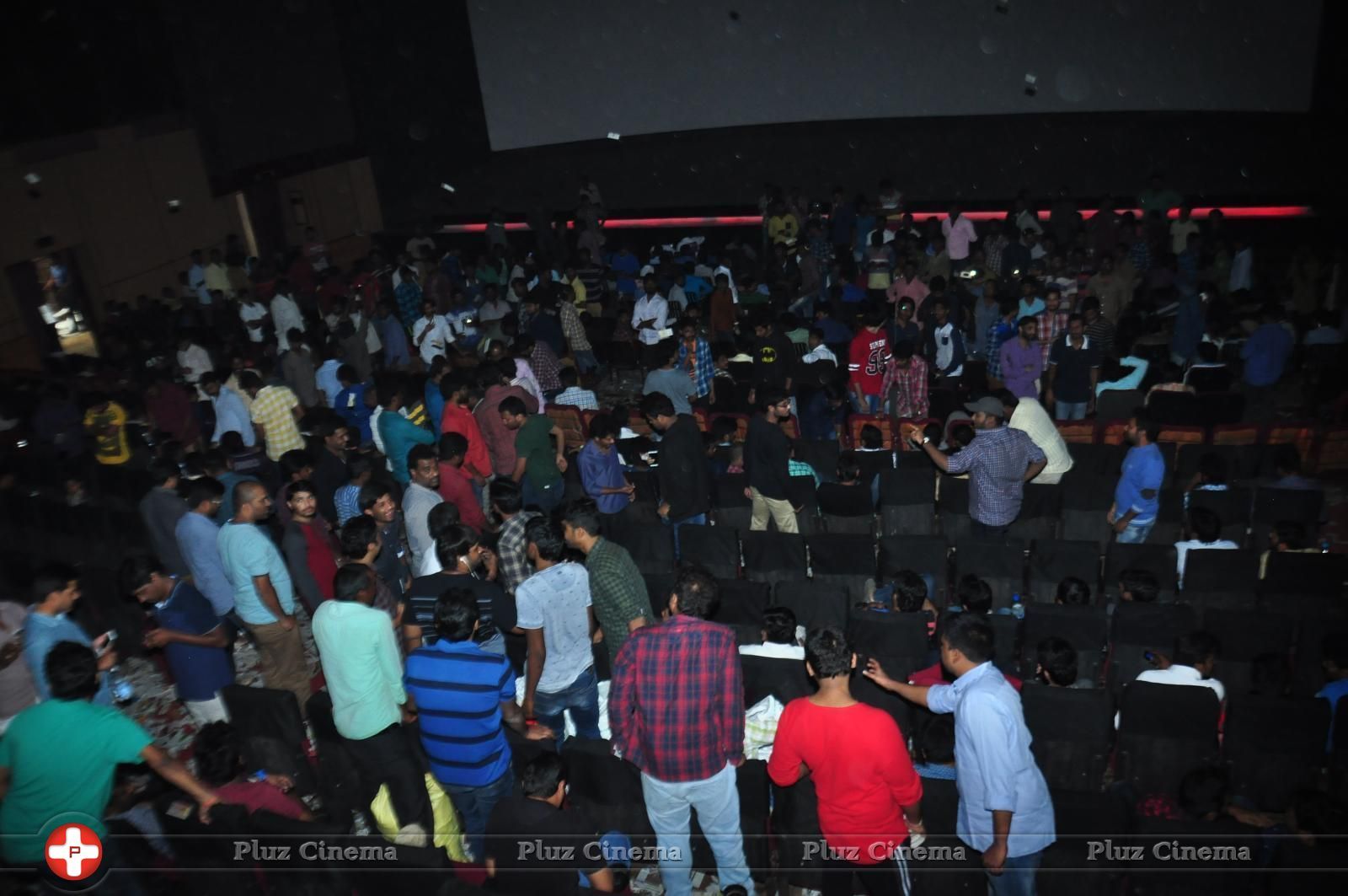 Allu Arjun and Tollywood Celebs in Theater To Watch Khaidi No 150 With Fans Coverage Photos | Picture 1459983