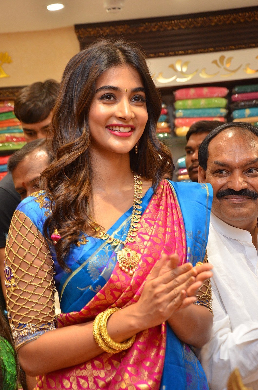 Pooja Hegde Launches Anutex Shopping Mall | Picture 1518674