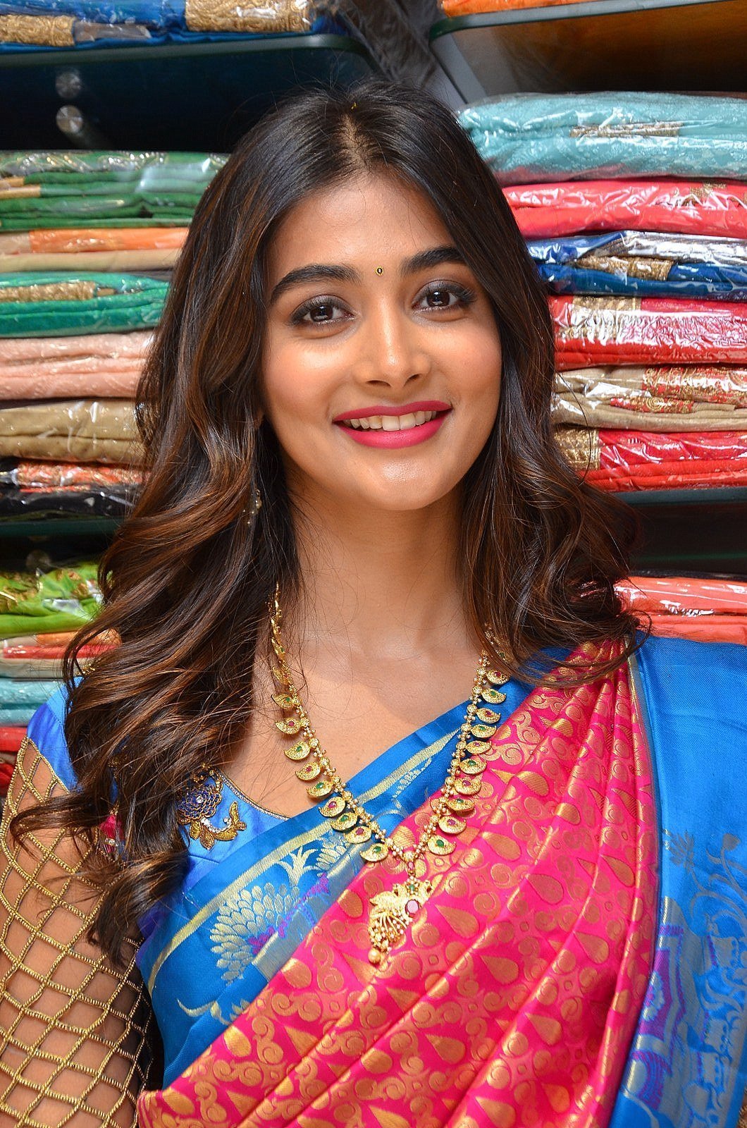 Pooja Hegde Launches Anutex Shopping Mall | Picture 1518669