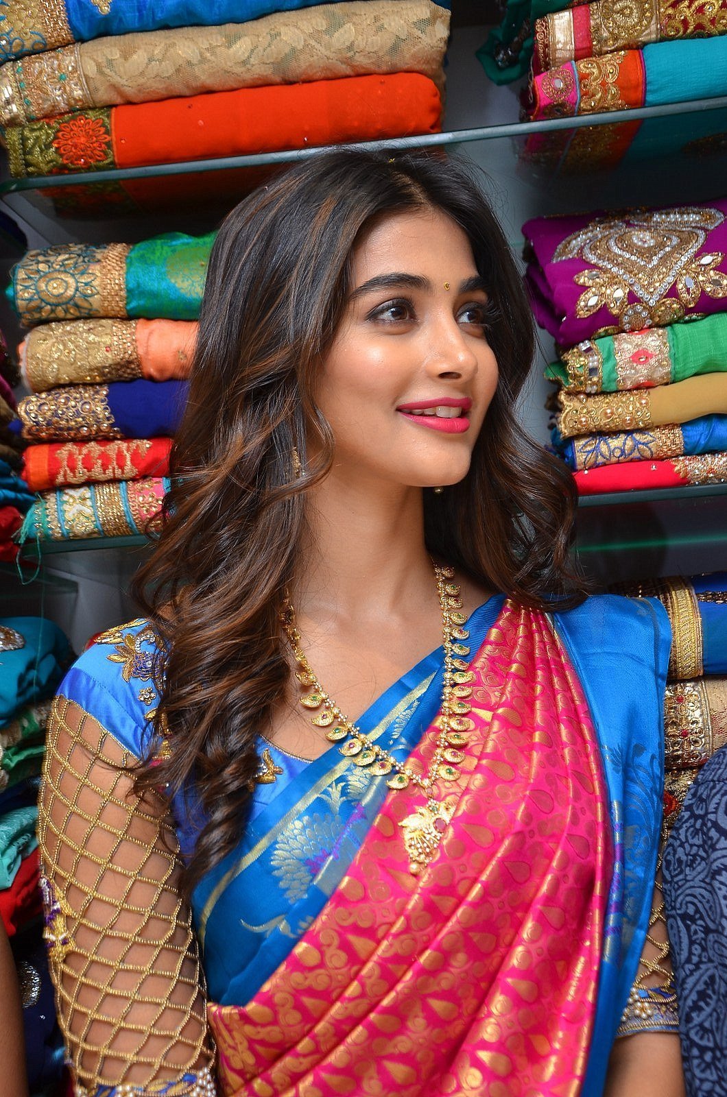 Pooja Hegde Launches Anutex Shopping Mall | Picture 1518653