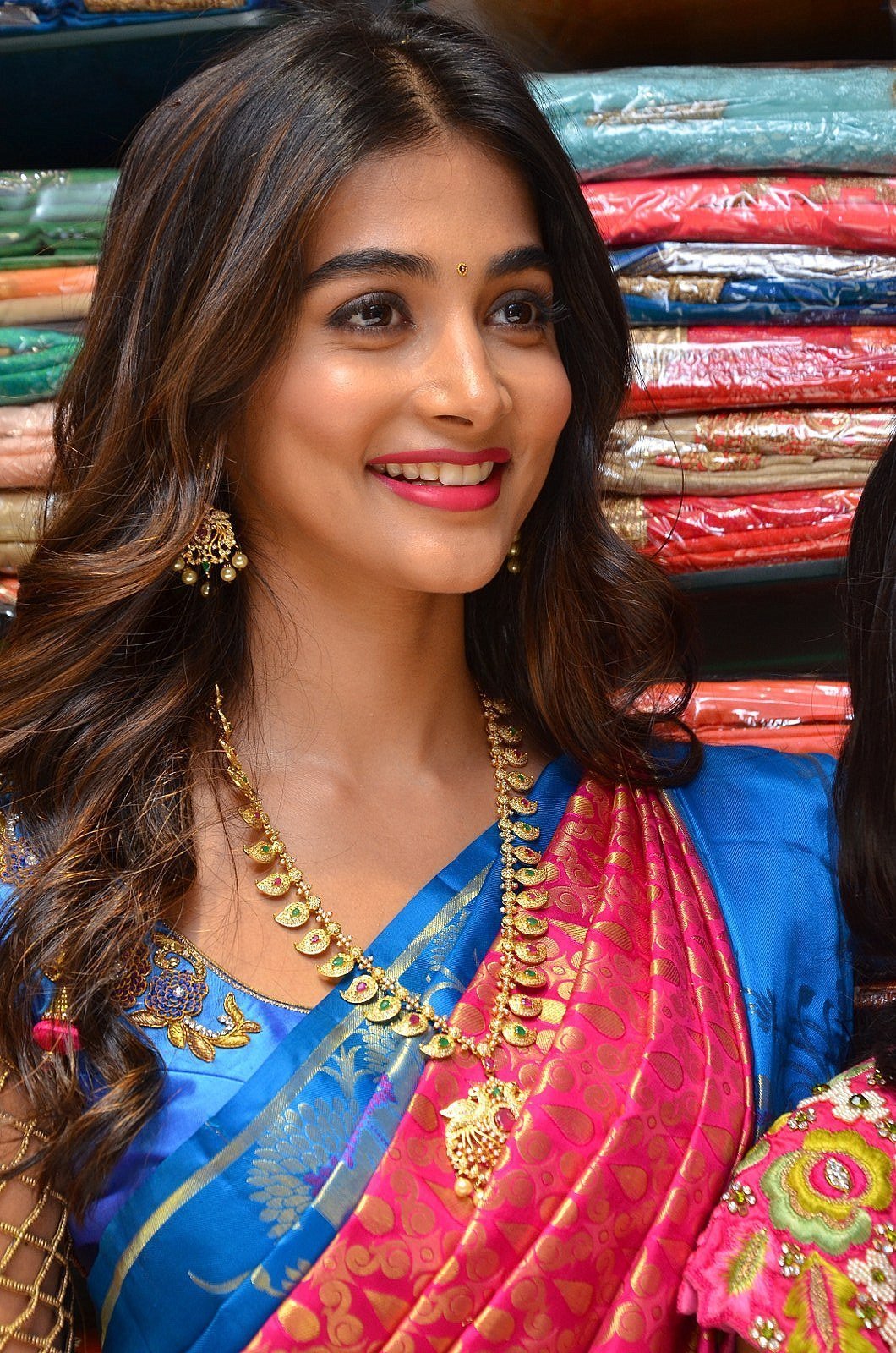 Pooja Hegde Launches Anutex Shopping Mall | Picture 1518665