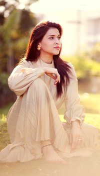 Mannara Chopra Summer Photoshoot 2017 | Picture 1501373