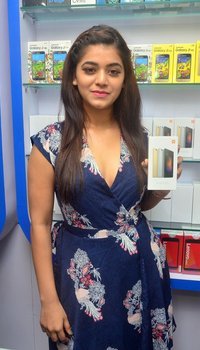 Yamini Bhaskar Launches 38th CELLBAY Mobile Store | Picture 1508696