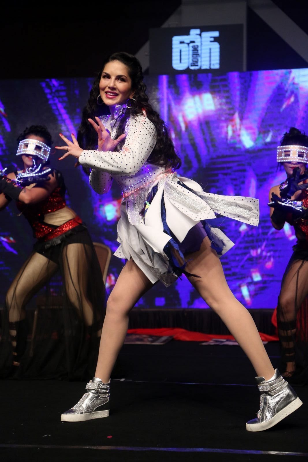 Sunny Leone Performing Hot In Stage At Rogue Audio Release Function Photos | Picture 1482022