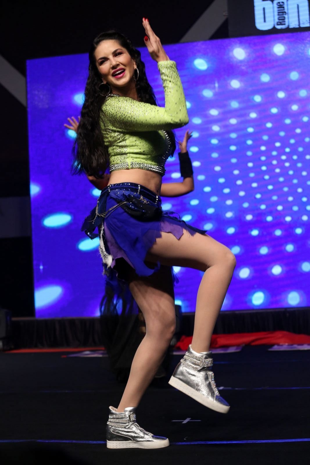Sunny Leone Performing Hot In Stage At Rogue Audio Release Function Photos | Picture 1481992
