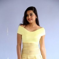 Actress Shipra Gaur Hot in Yellow Deep Neck Shorts Photos | Picture 1486885