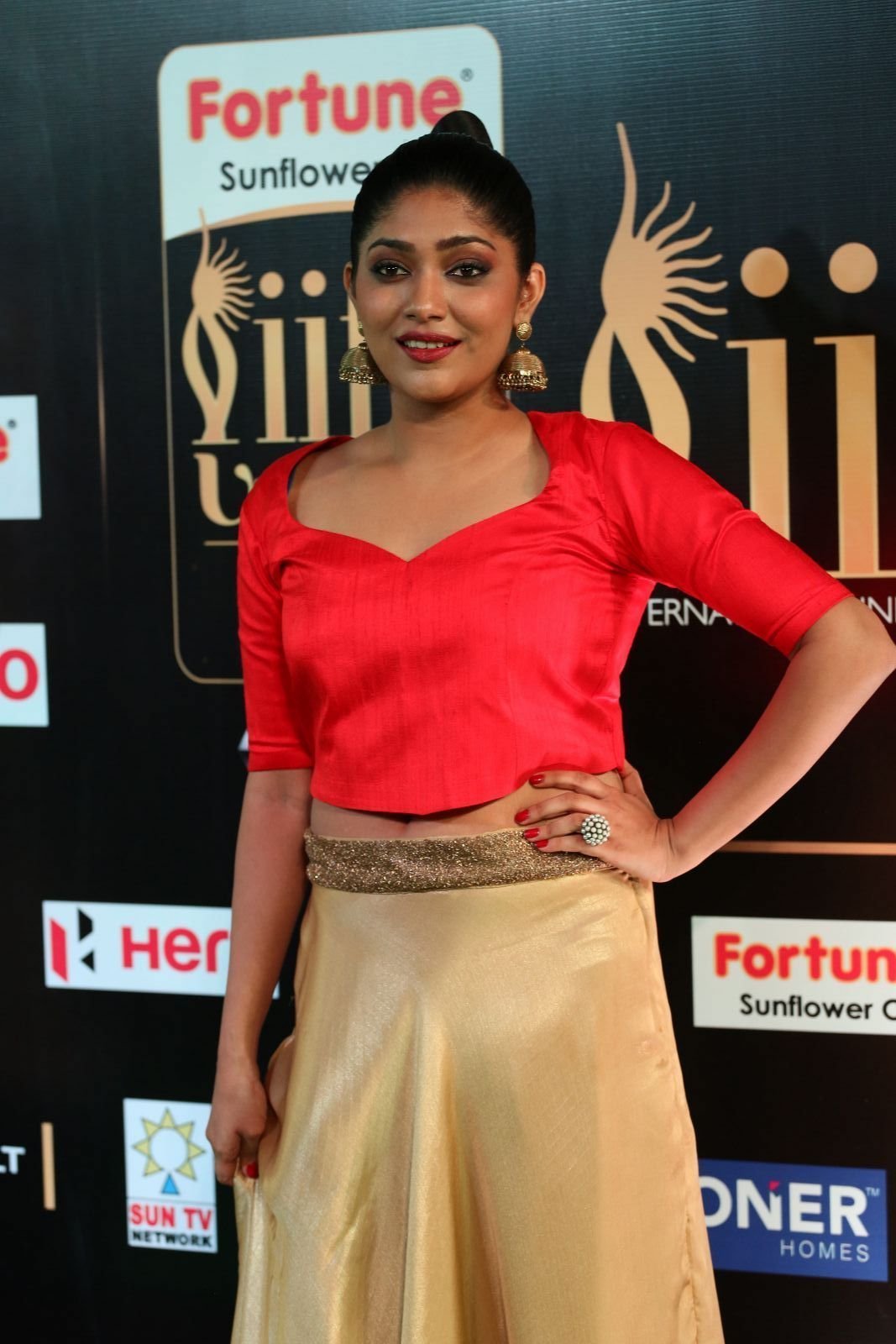 Actress Samyuktha at IIFA Utsavam Awards 2017 Photos | Picture 1488003