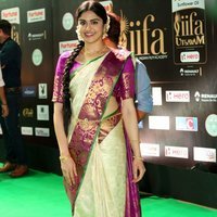 Adah Sharma In Saree at IIFA Utsavam Awards 2017 Photos | Picture 1488054