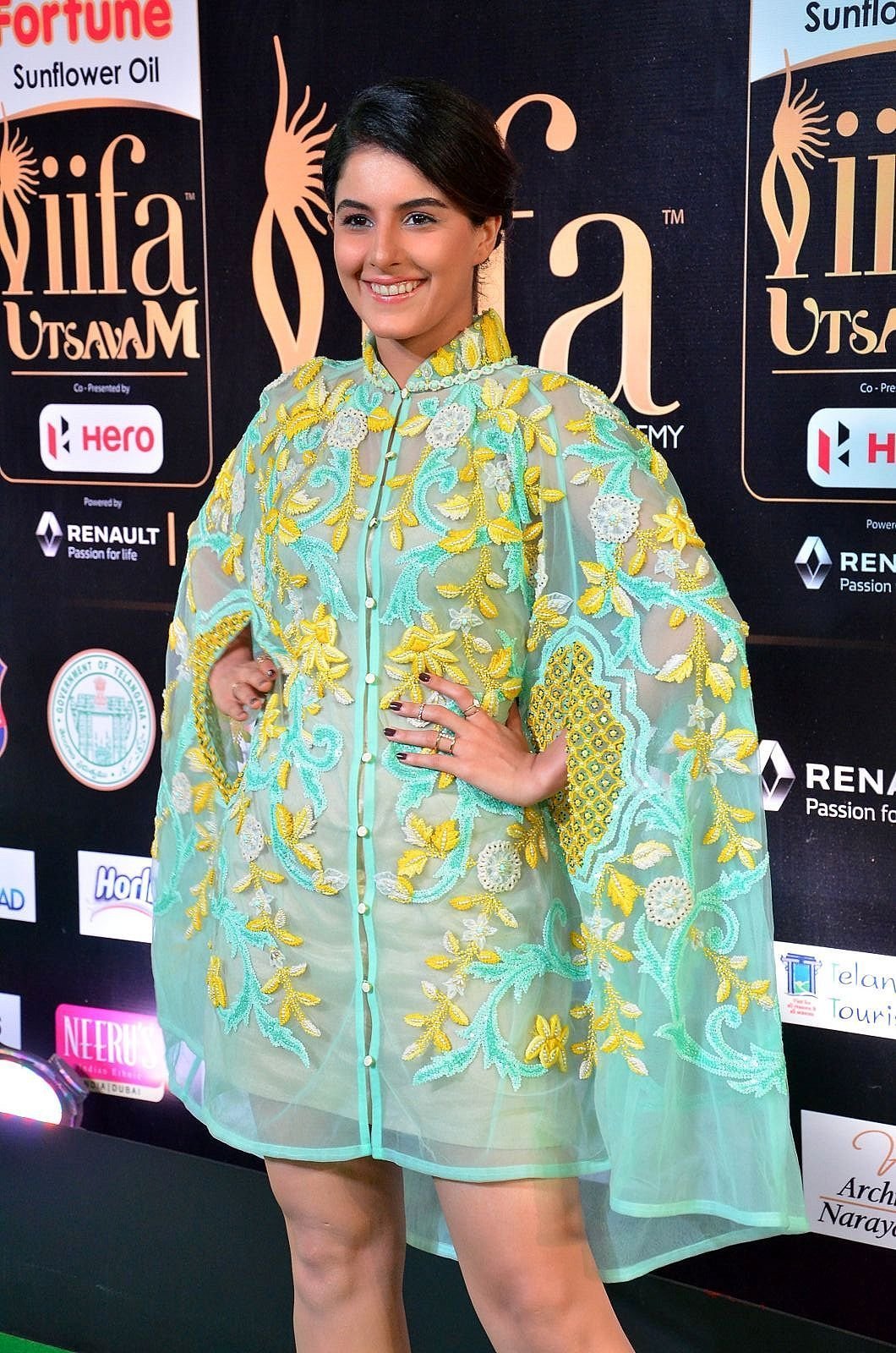 Isha Talwar Hot at IIFA Utsavam Awards 2017 Photos | Picture 1488692