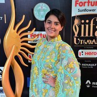 Isha Talwar Hot at IIFA Utsavam Awards 2017 Photos | Picture 1488705